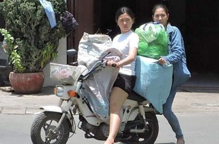 Bawa Barang di Dek Motor? Perhatikan 4 Hal Ini Biar Aman Sampai Tujuan